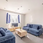 Spacious 4 Bed - Near Uxbridge/Heathrow & Parking